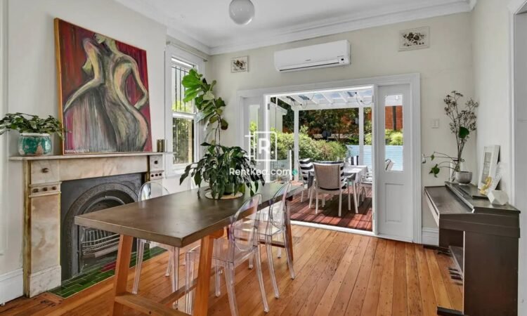 4 Bedrooms House for Rent in Tupper Street Enmore Australia