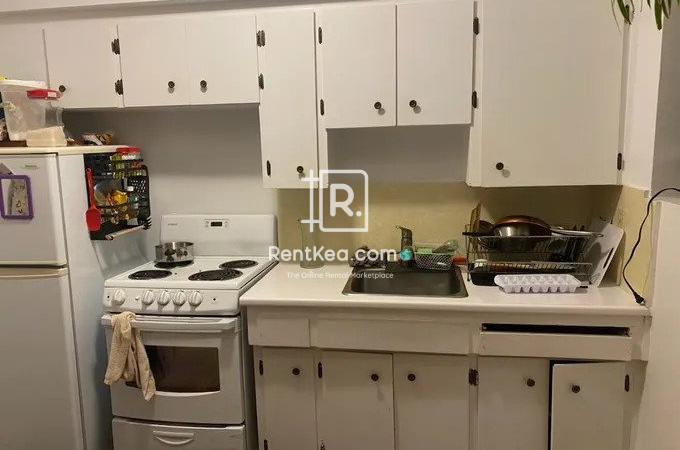 Granville St & W 70th Ave #3 Vancouver BC Canada