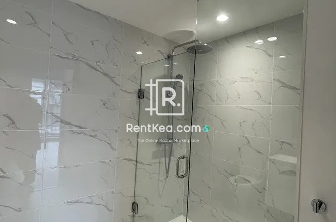 8121 Chester Street #301 Vancouver BC V5W 0J9 Canada