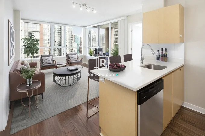 Metropolitan Towers Apartments 930 Seymour Street Vancouver BC V6B 1B4 Canada