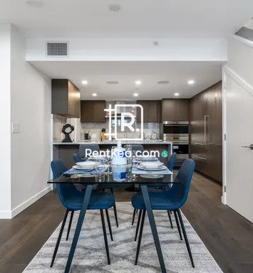 1335 Howe Street #TH3 Vancouver BC Canada