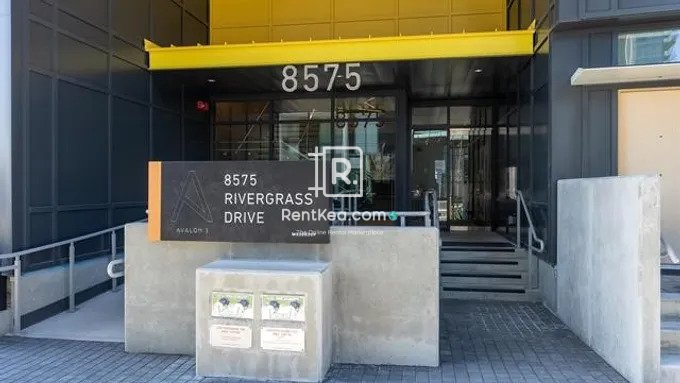 3538 East Sawmill Crescent #561 Vancouver BC Canada