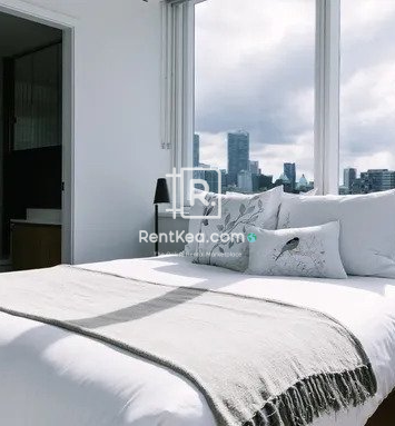 Westbank Aprts 1770 Pendrell St Vancouver BC Canada