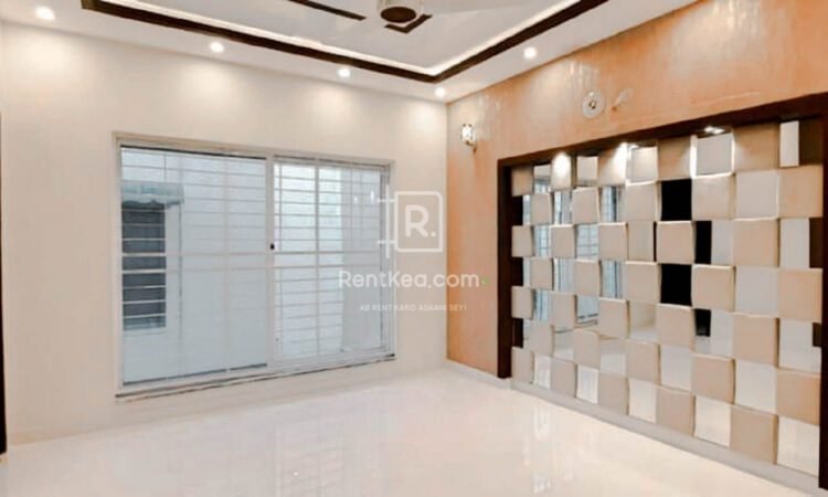 10 Marla House For Rent in DHA Rahbar Lahore