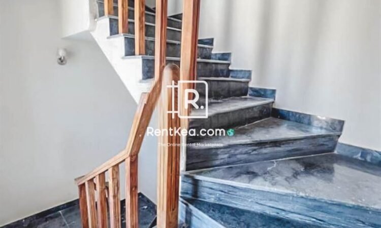 18 Marla Upper Portion For Rent In G-13/2 Islamabad