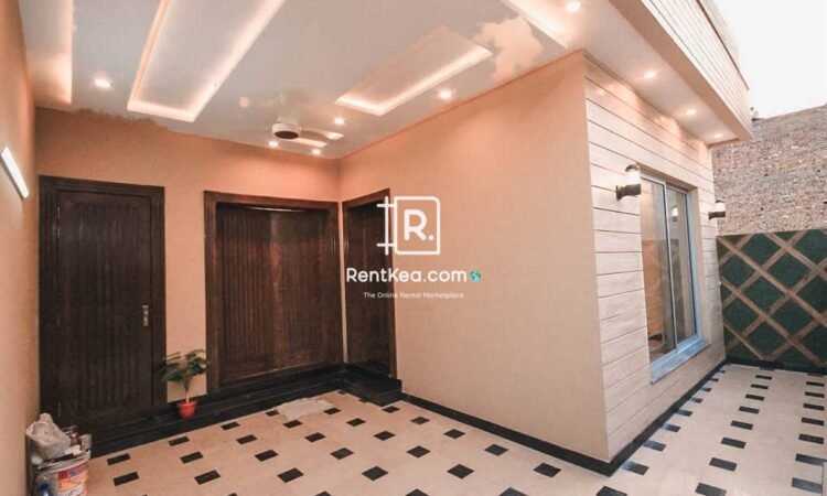 5 Marla Lower Portion For Rent In DHA Phase 9 Town Lahore