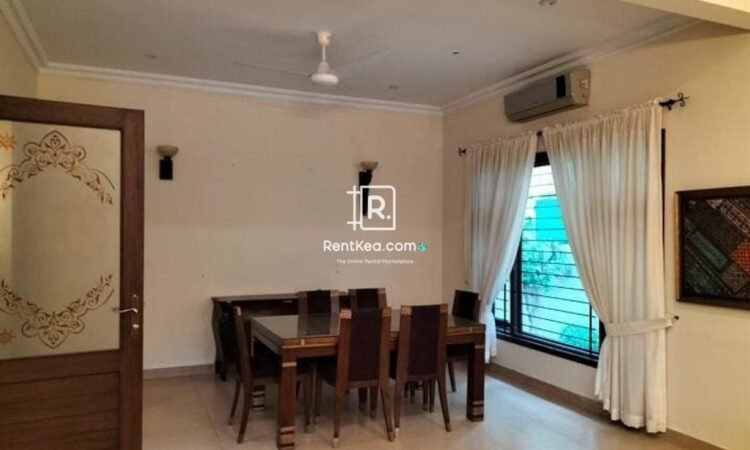 6 Bedrooms House for Rent in Phase 8 DHA Karachi
