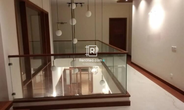 3 Bedrooms Upper Portion for Rent in Phase 6 DHA Karachi