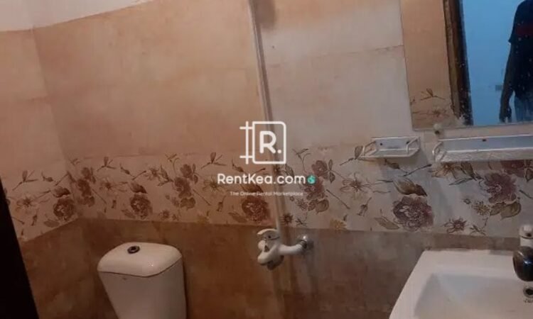 2 Bedrooms Upper portion for rent in Gulistan e Jauhar Karachi