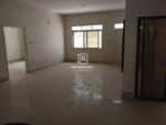 4 Rooms Commercial space for rent in Gulshan E Iqbal Karachi Sindh